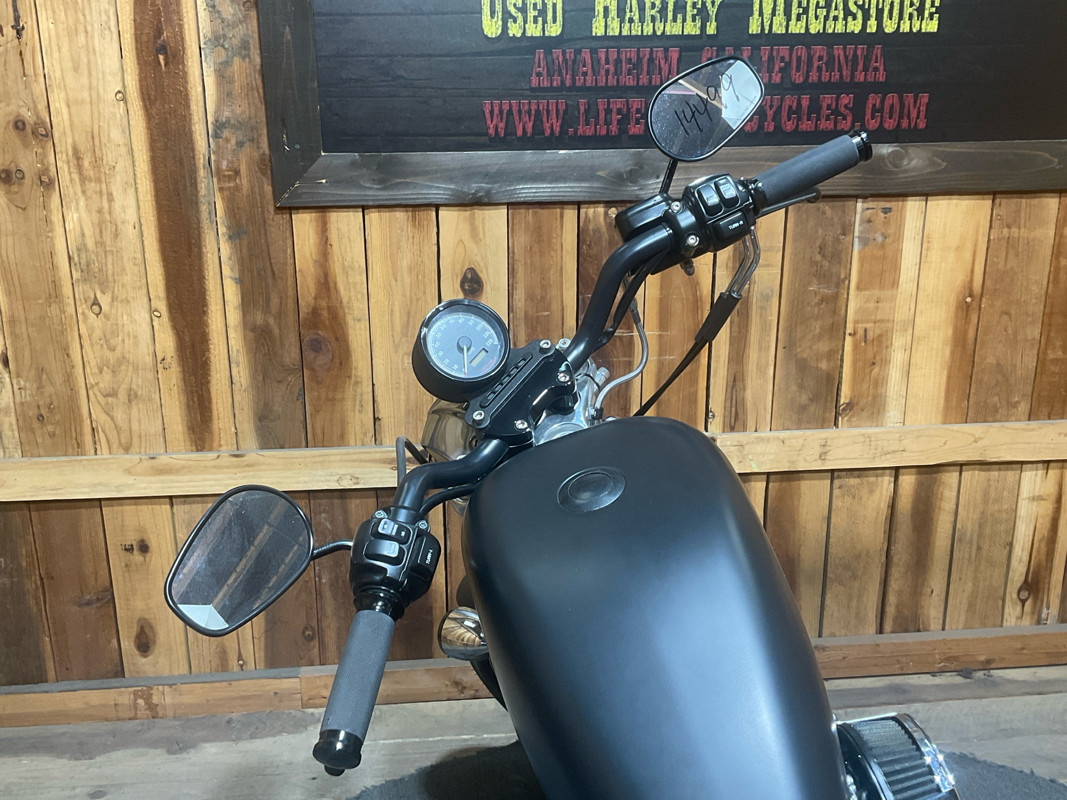 Sportster® 883