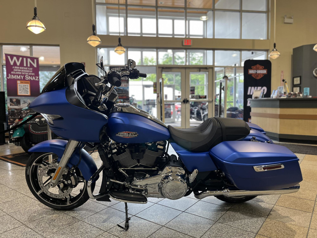 Road Glide®