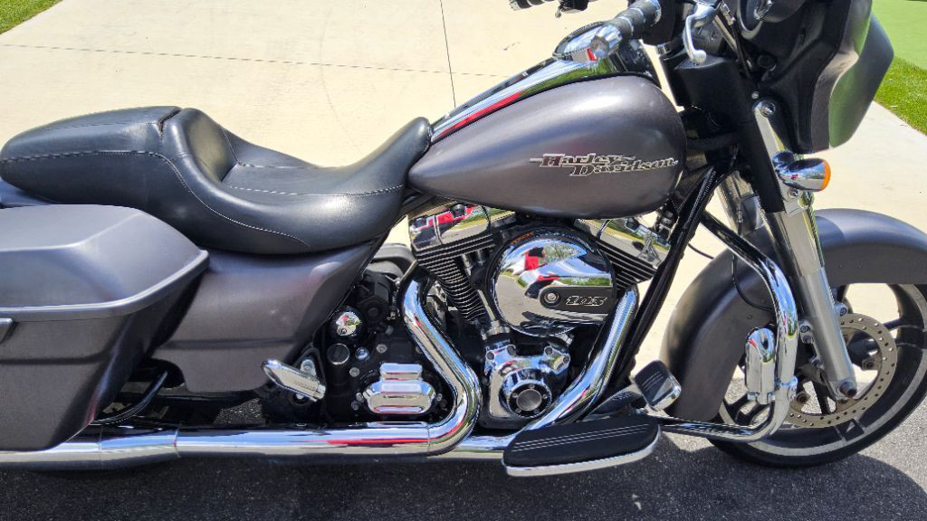 Street Glide®