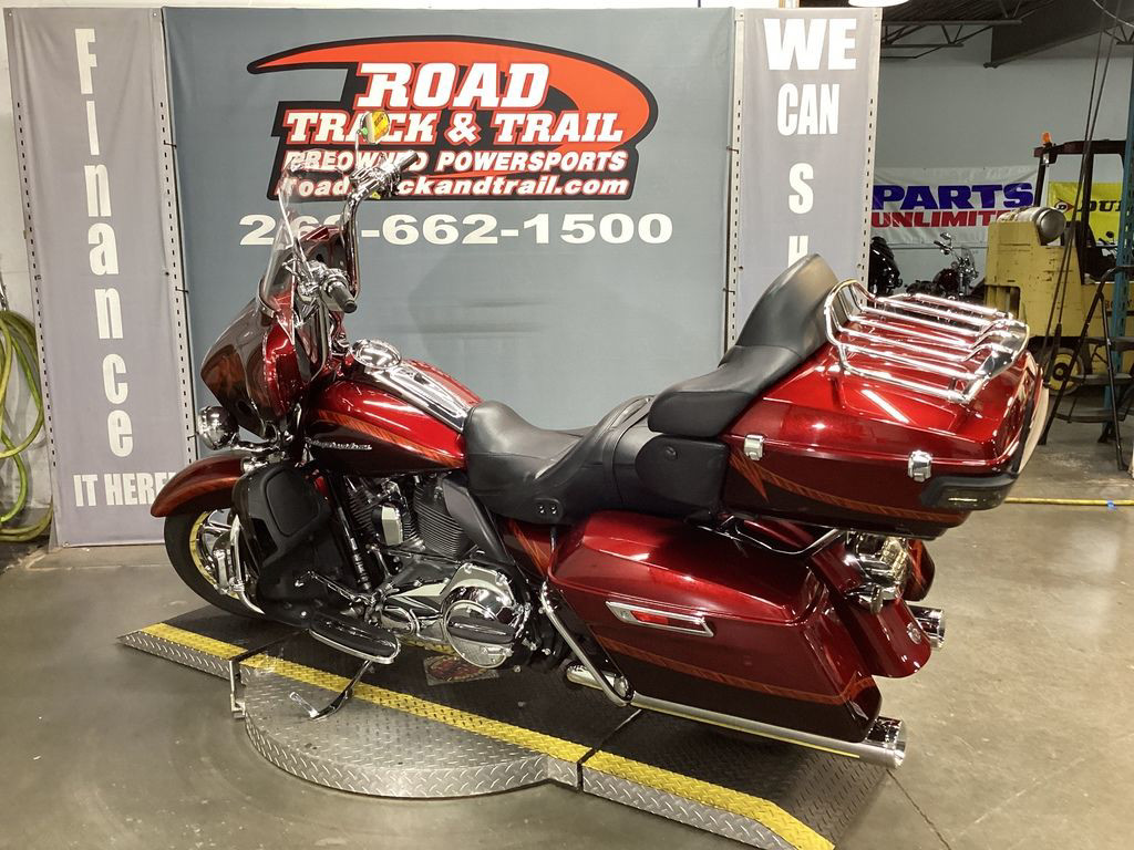 CVO® Electra Glide® Ultra Limited