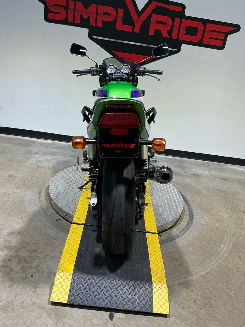 ZRX1100