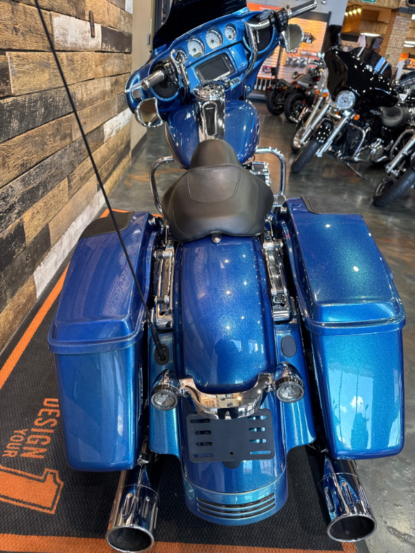 Street Glide®