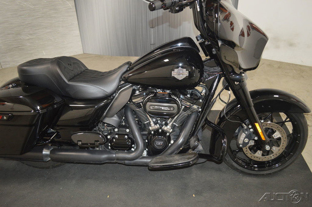 Street Glide® Special
