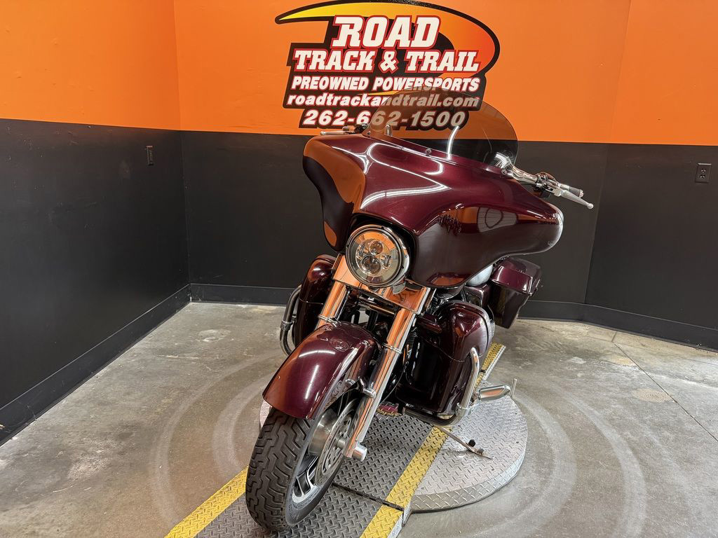Street Glide®