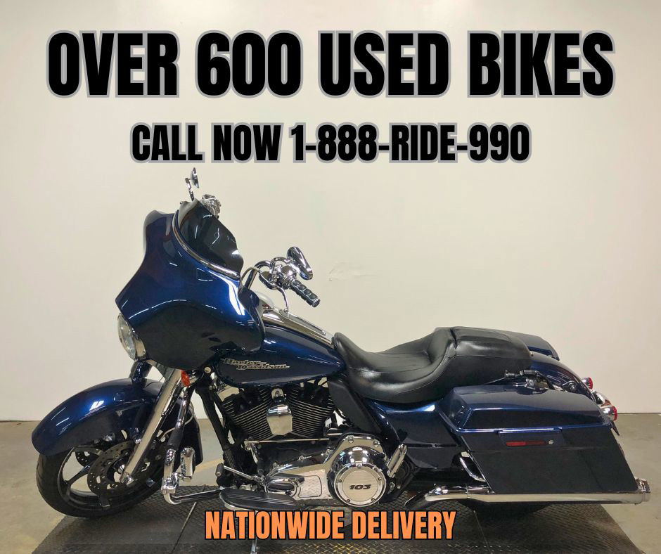 Street Glide®