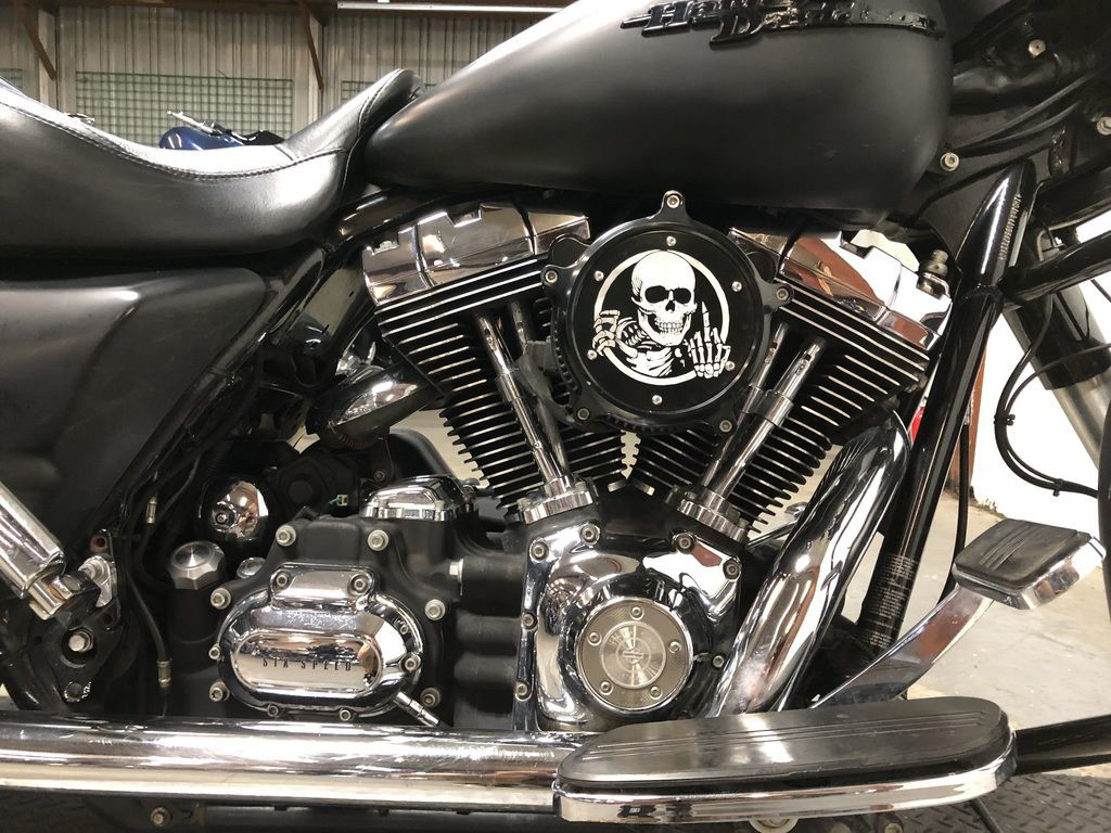 Street Glide®