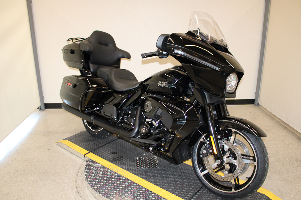 Street Glide® Ultra