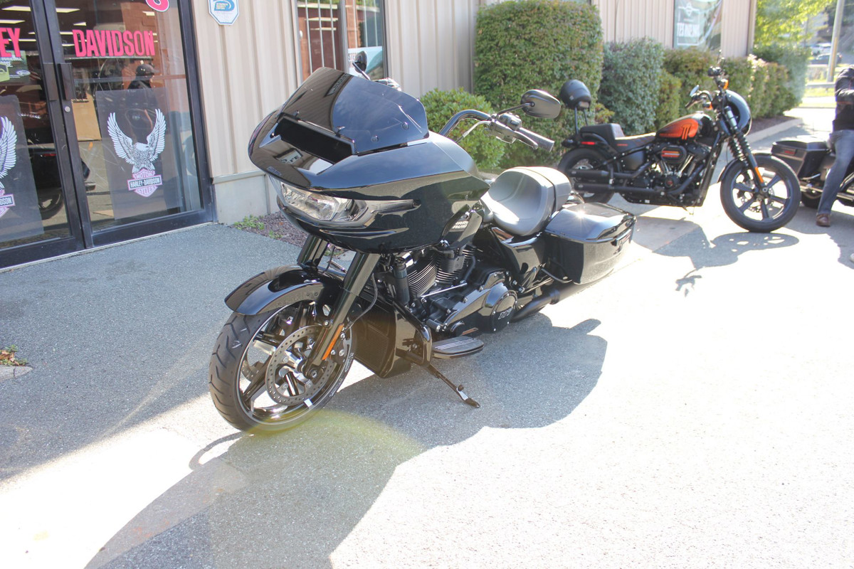 Road Glide®