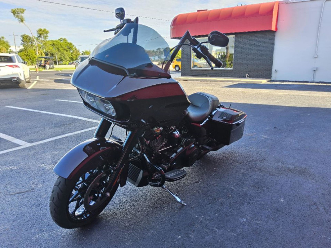 Road Glide® Special