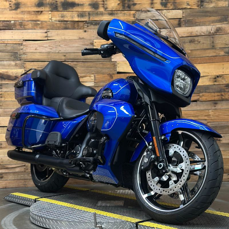 Street Glide® Ultra