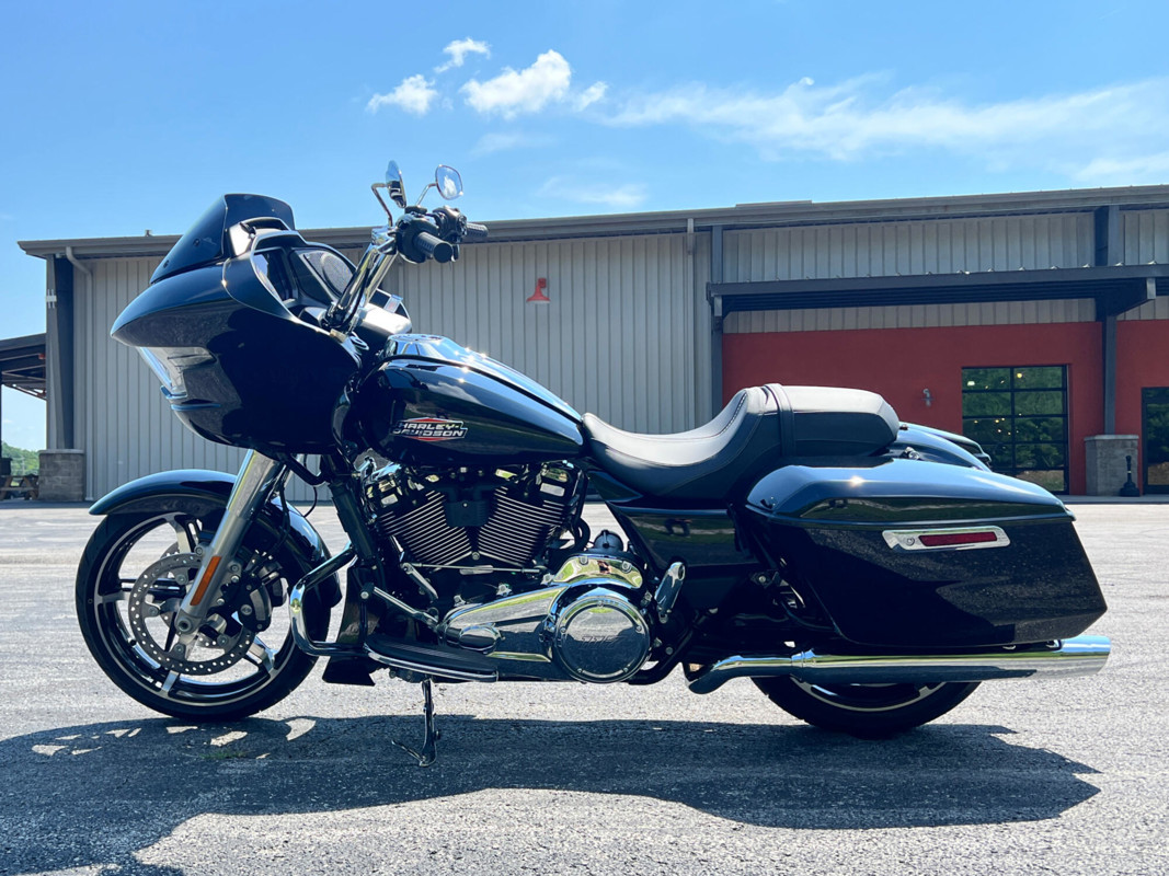 Road Glide®