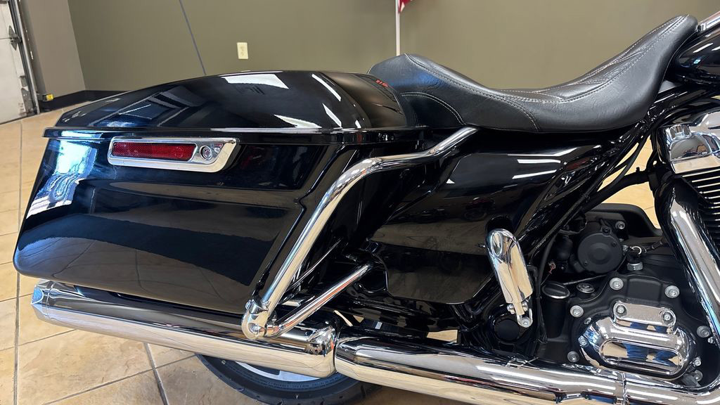 Street Glide®