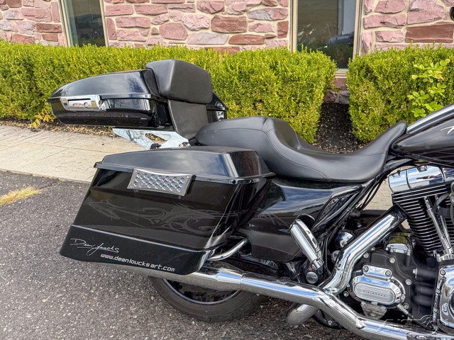 Road Glide® Custom