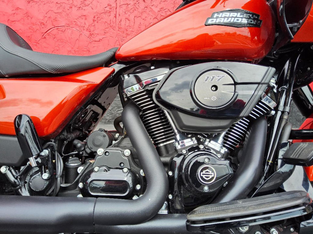 CVO® Road Glide®