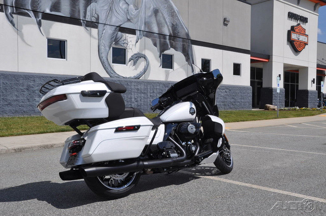 Street Glide® Limited