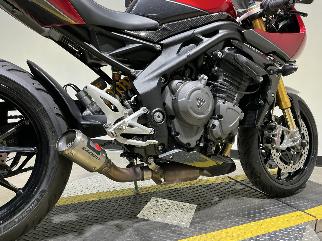Speed Triple RR
