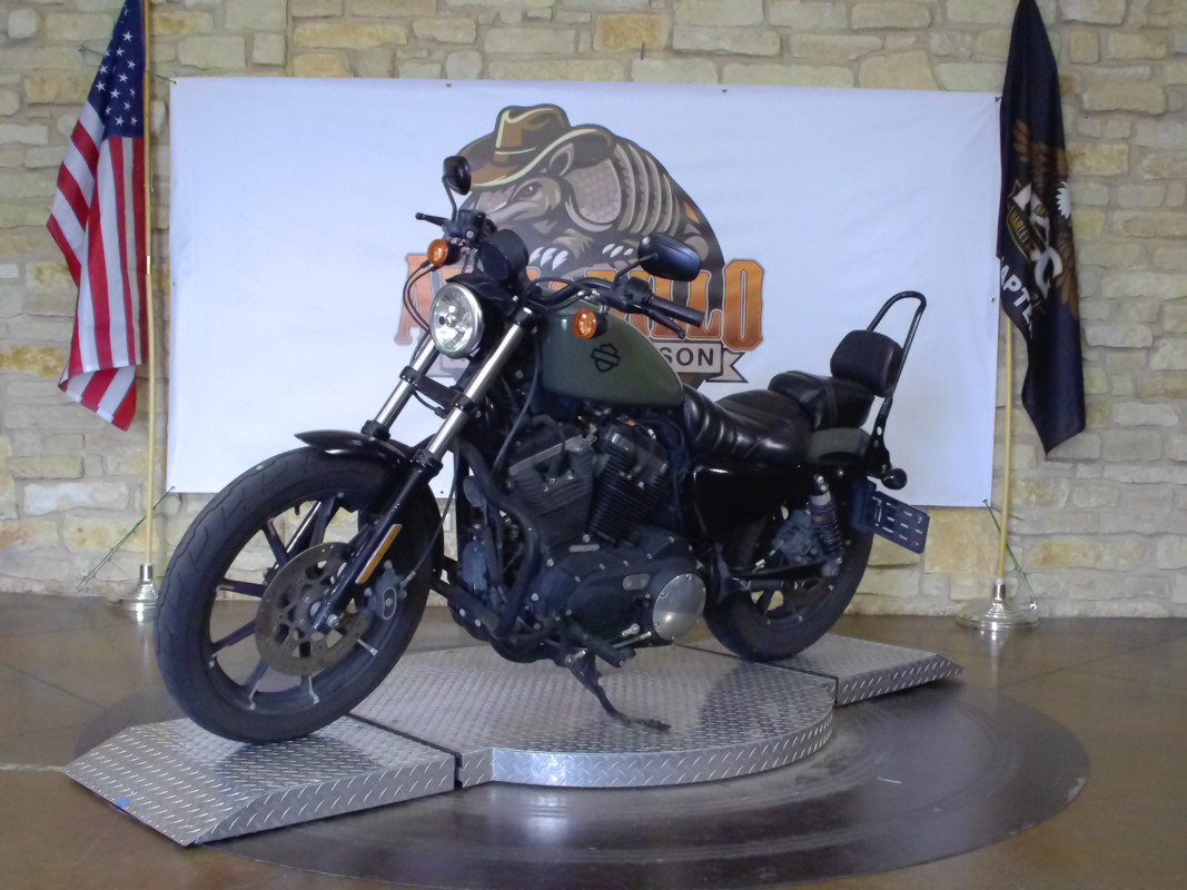 Iron 883®