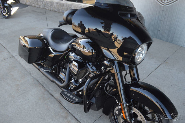 Street Glide® Special