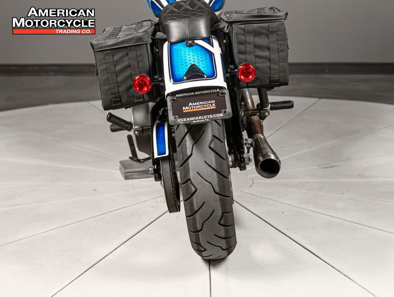 Softail® Street Bob®