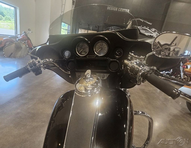 Electra Glide® Standard