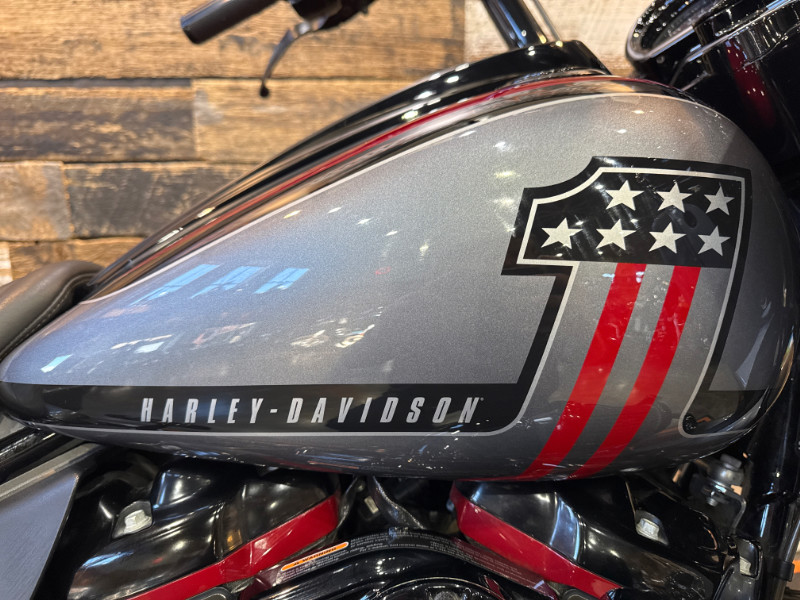 CVO® Road Glide®
