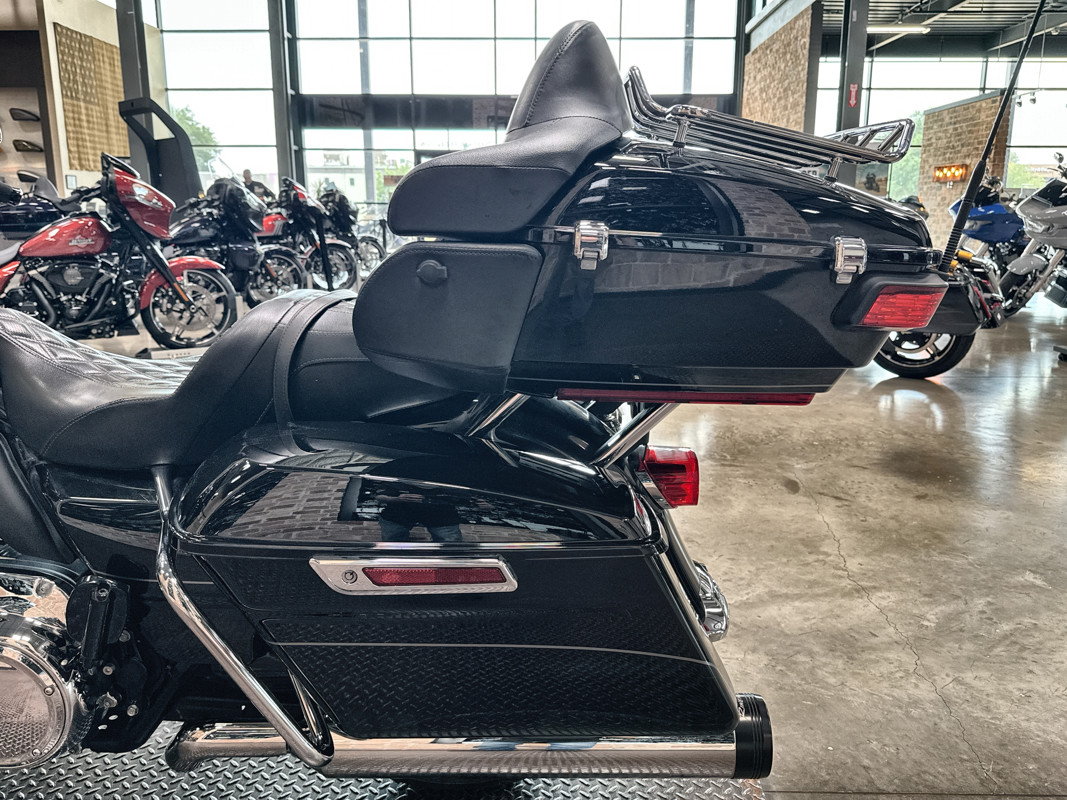 Electra Glide® Ultra Limited® Low