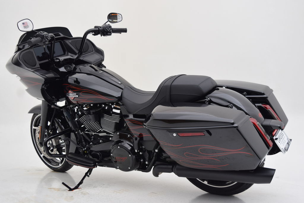 Road Glide®