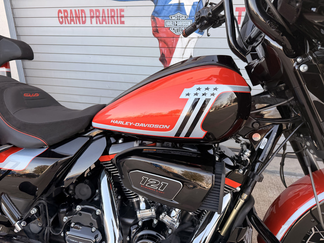 CVO® Street Glide®