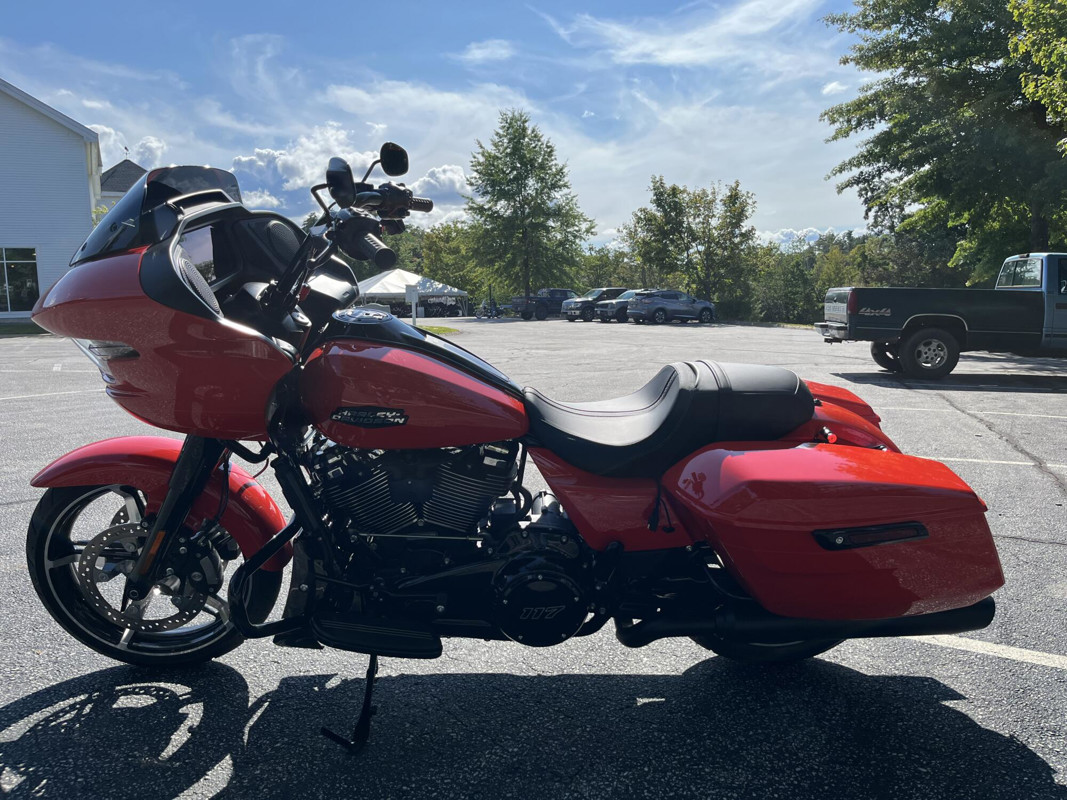 Road Glide®