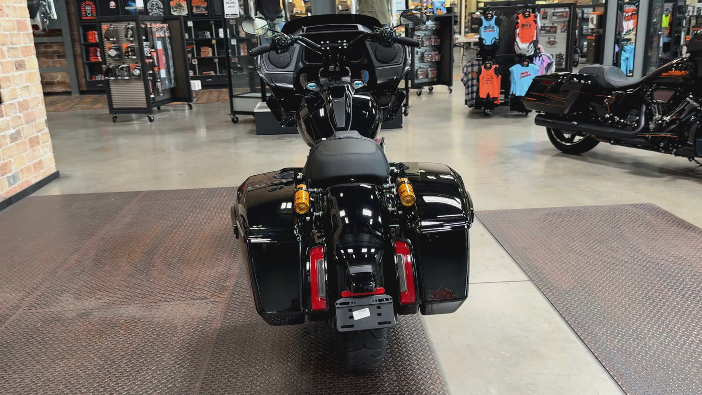Road Glide®