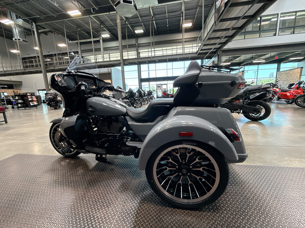 Street Glide® 3 Limited