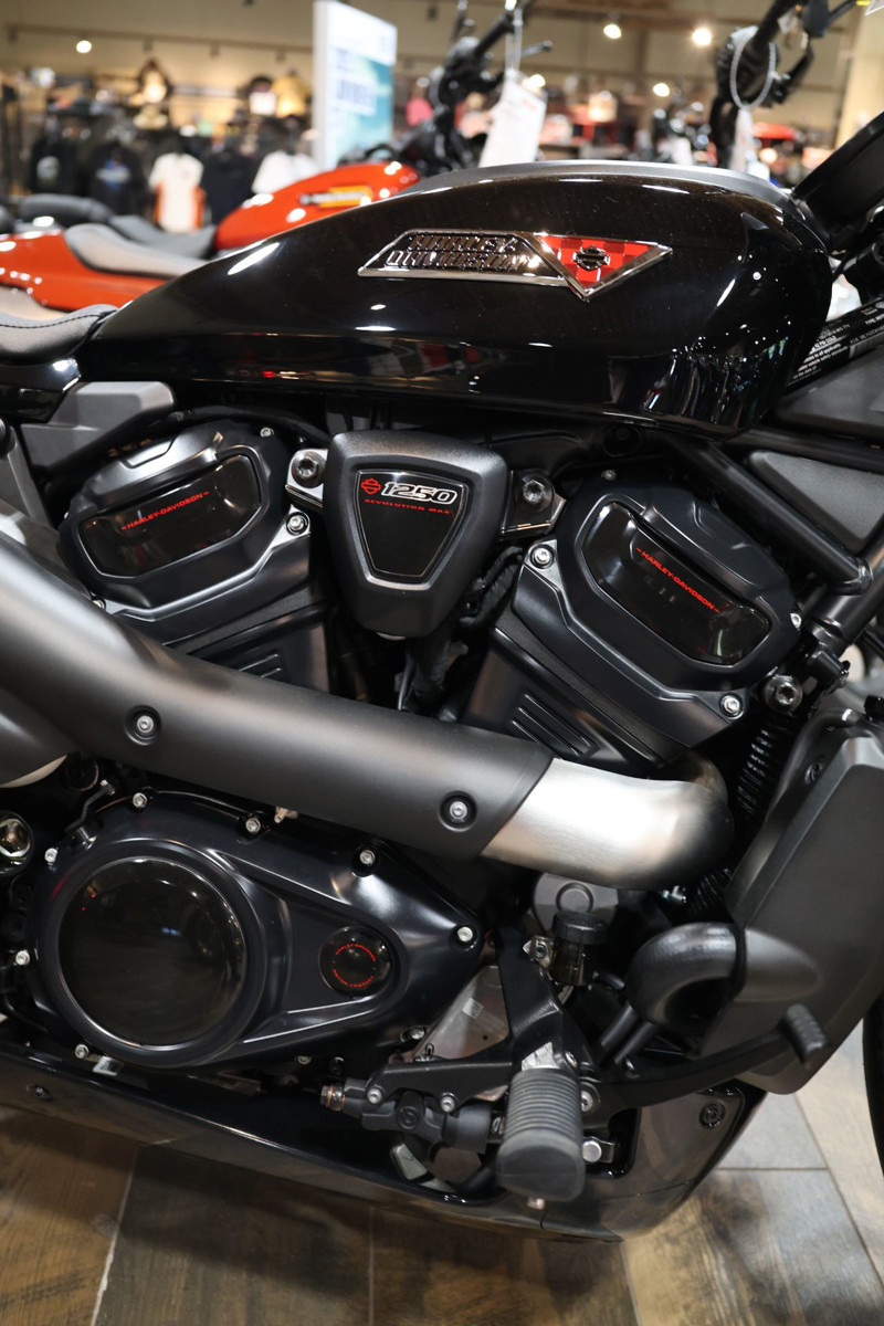 Sportster® S