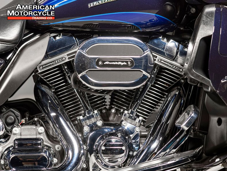 CVO® Road Glide® Ultra