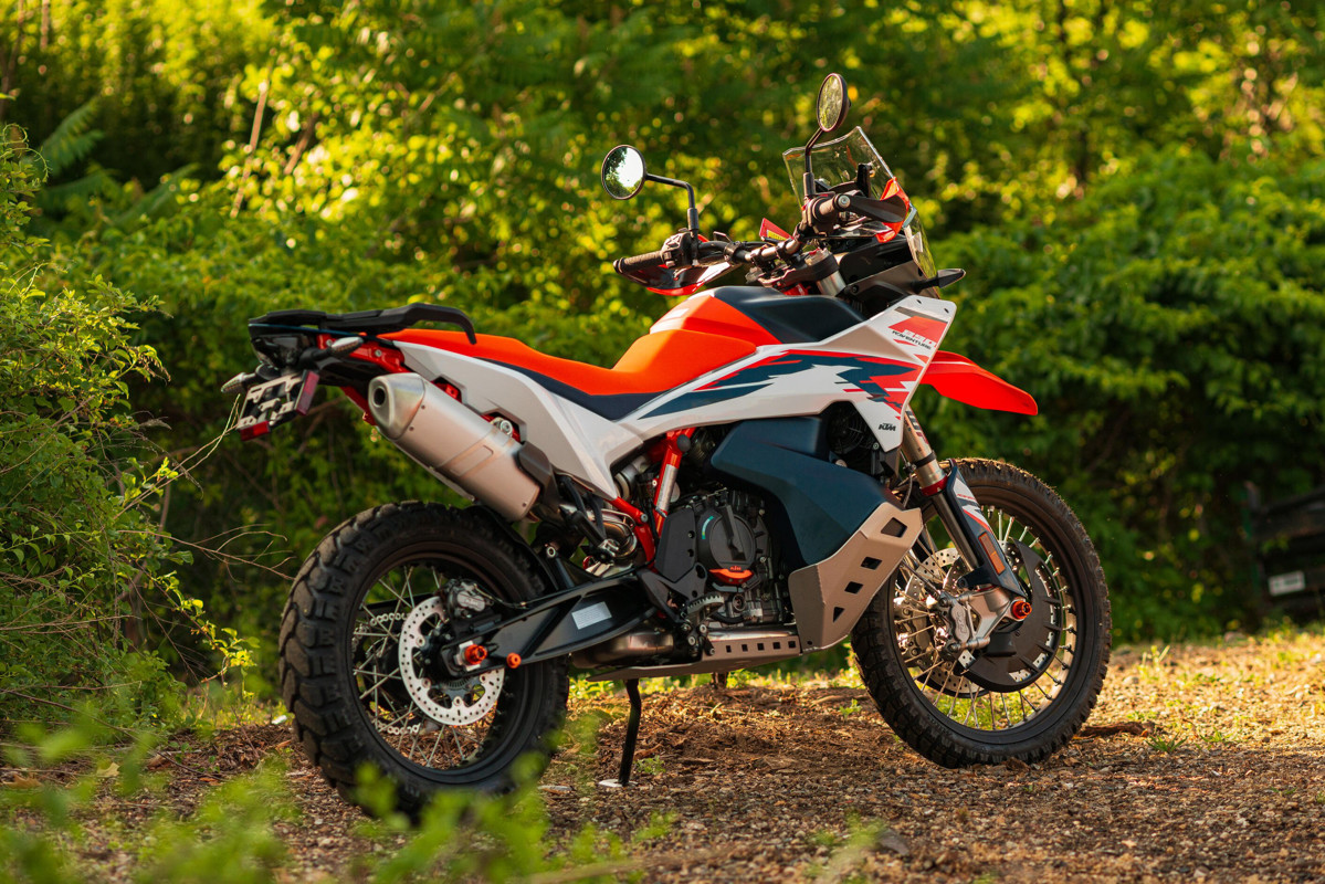 890 Adventure R