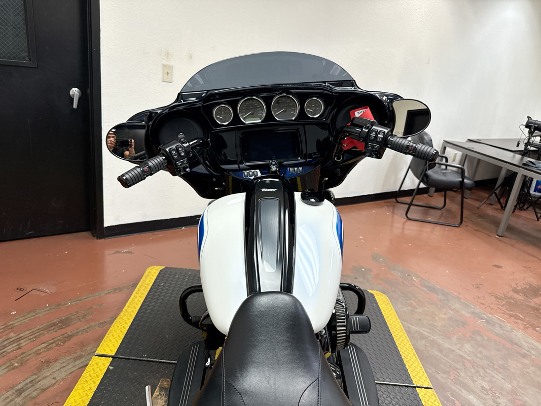Street Glide® Special