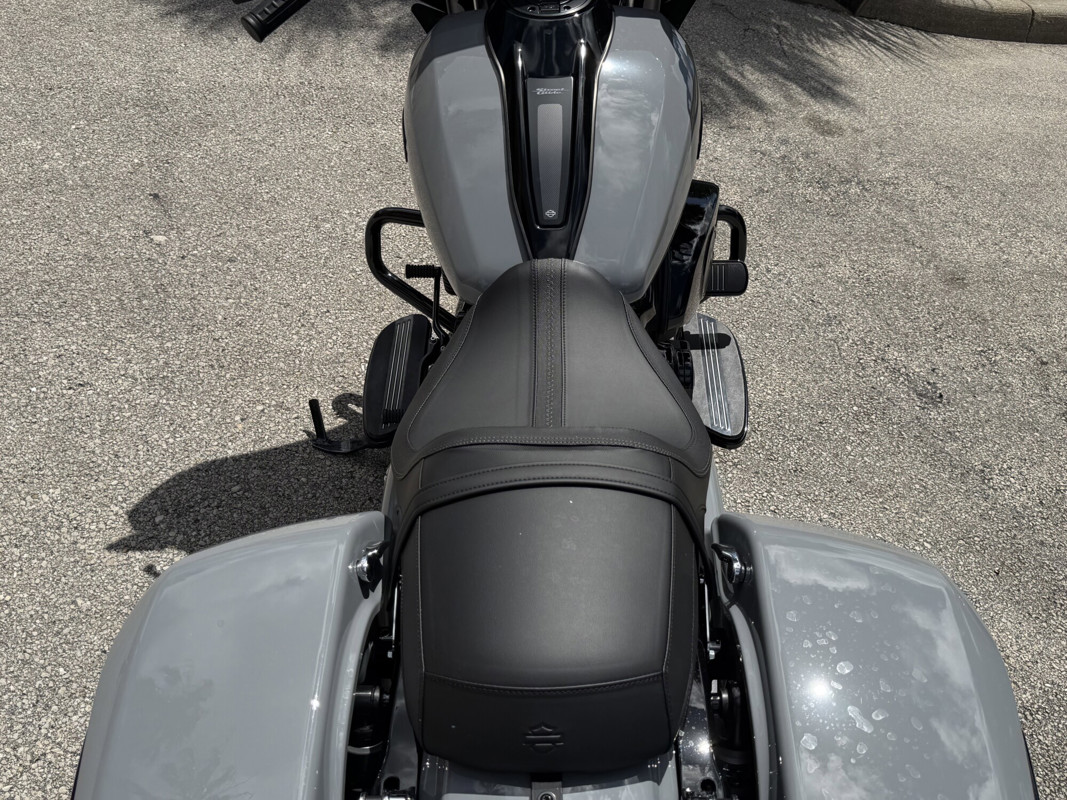 Street Glide®