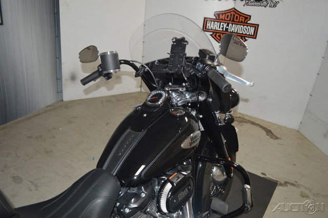 Heritage Classic 114