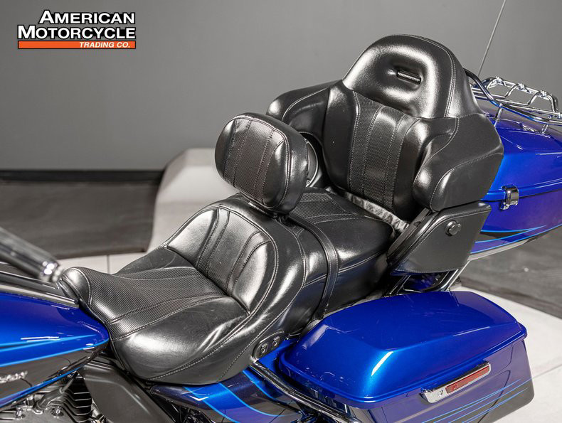 CVO® Road Glide® Ultra