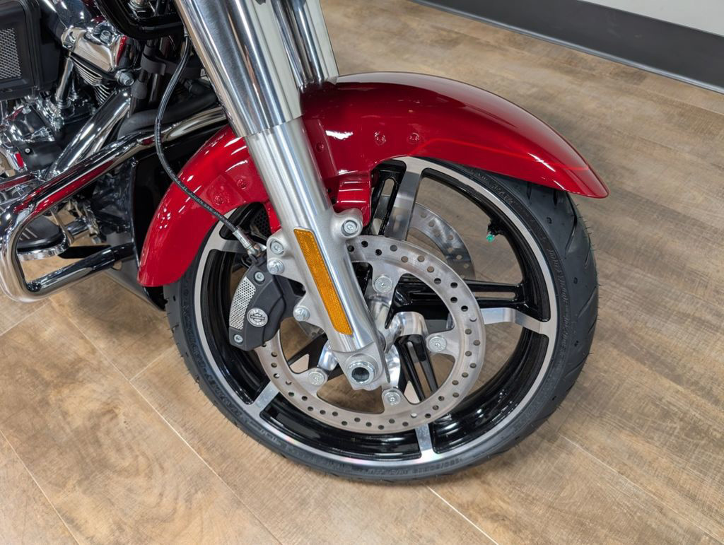 Road Glide®