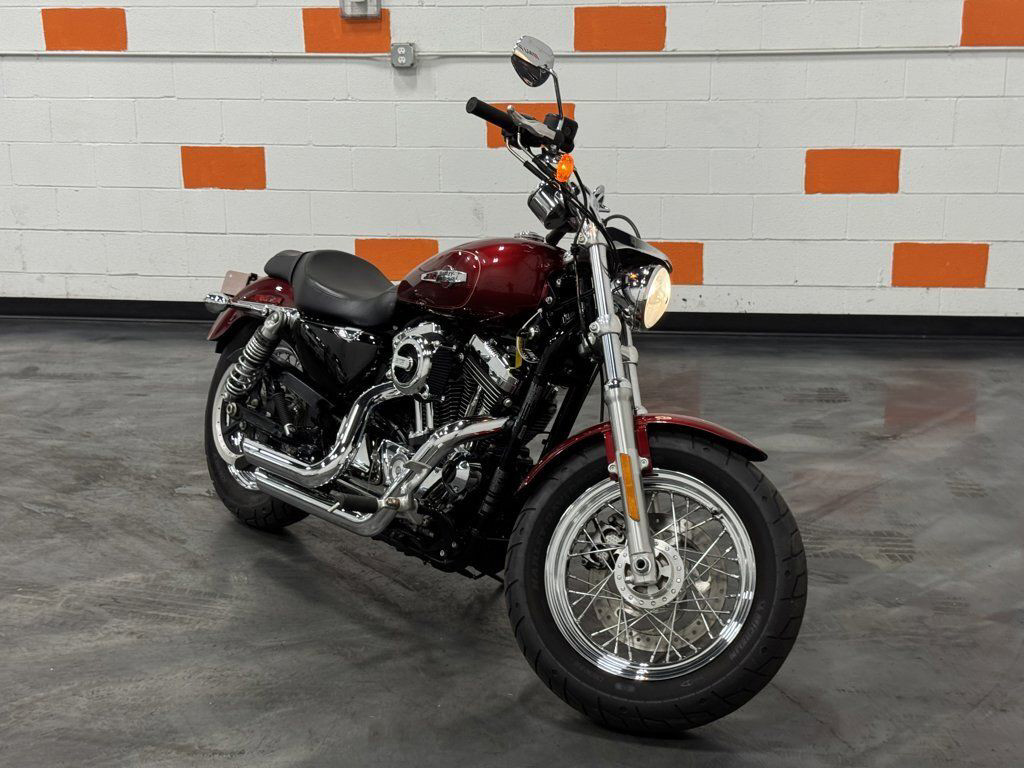Sportster® 1200 Custom