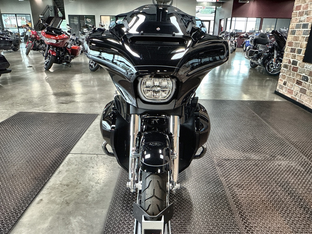 Street Glide® Ultra