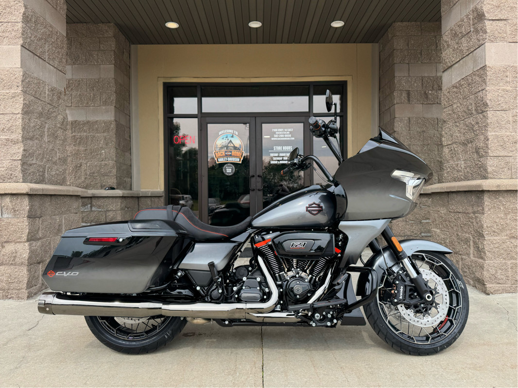 CVO® Road Glide®