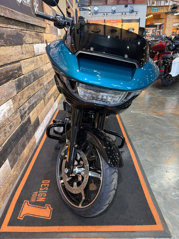 Road Glide®