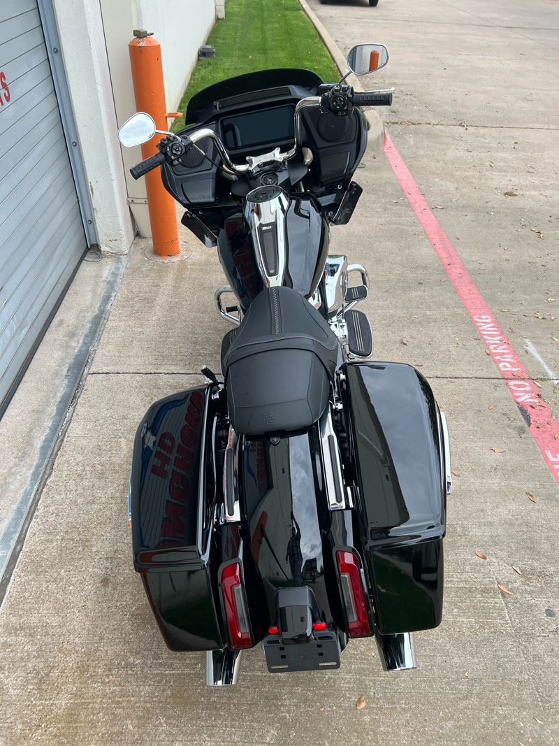Road Glide®