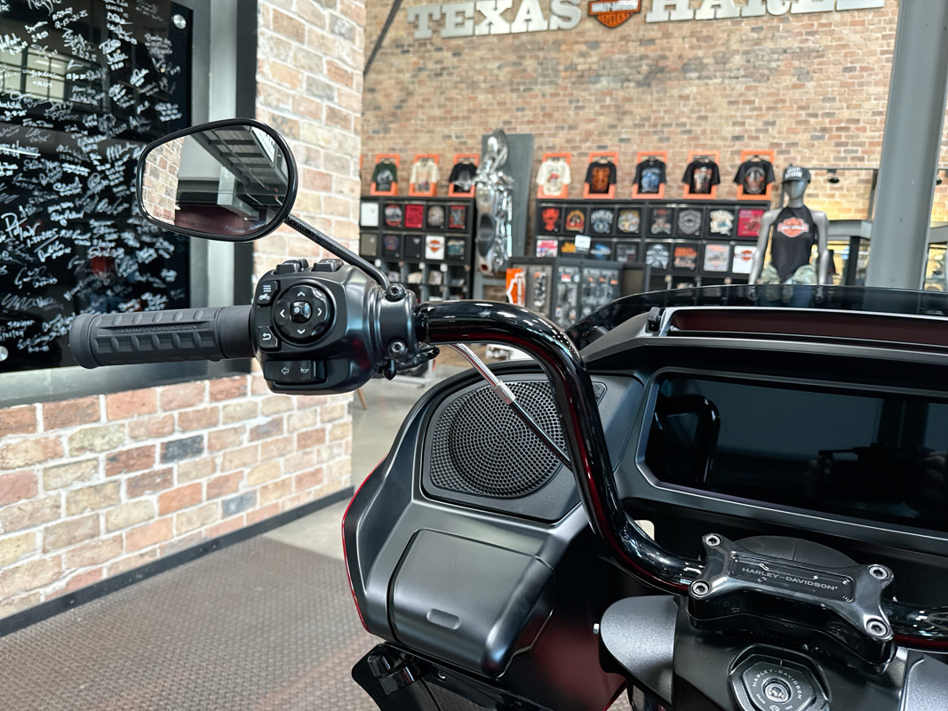 Road Glide®