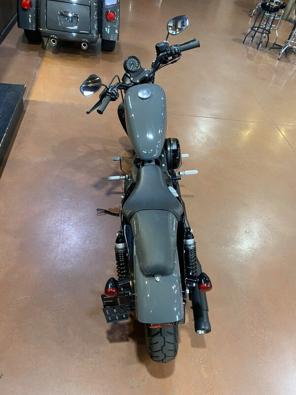 Iron 883®
