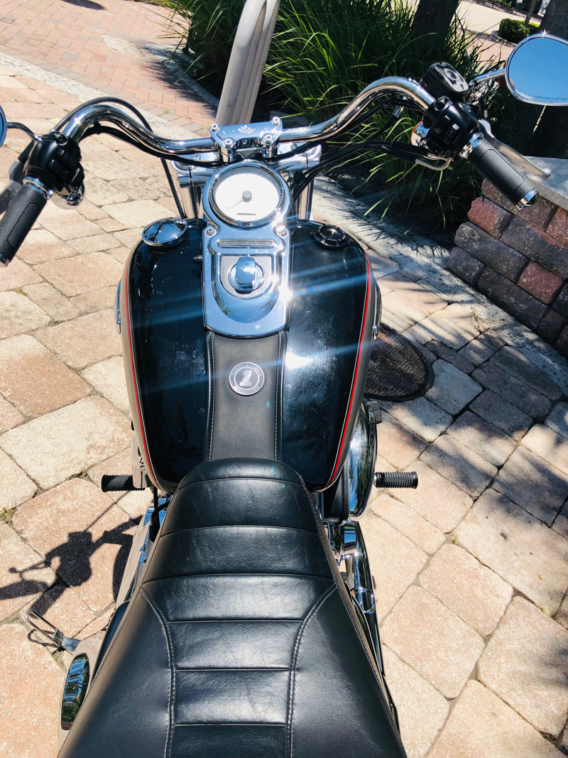 Dyna® Super Glide® Custom