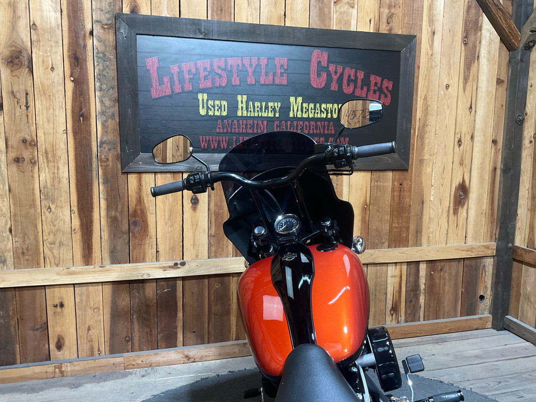 Softail® Blackline™