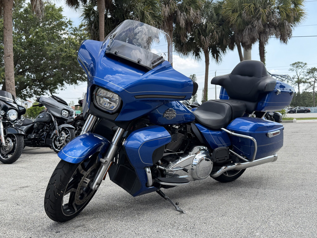 Street Glide® Ultra