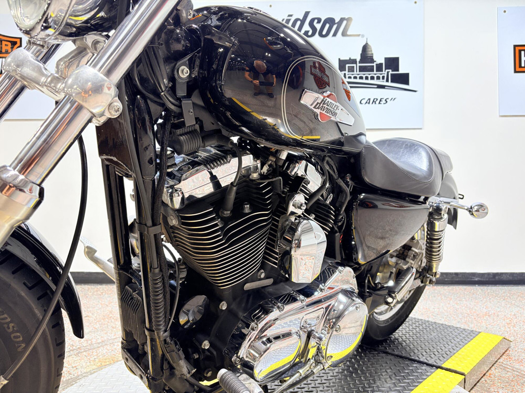 Sportster® 1200 Custom